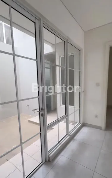 image RUMAH BARU 2 LANTAI SIAP HUNI PERUMAHAN LAVON 1, TANGERANG (4)