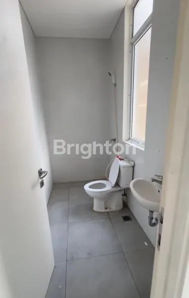 image RUMAH BARU 2 LANTAI SIAP HUNI PERUMAHAN LAVON 1, TANGERANG (5)