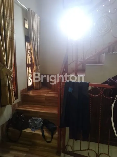 image RUMAH MEWAH 2 LANTAI HARGA 1,5M DITANGERANG (4)