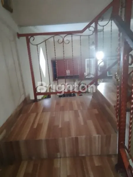 image RUMAH MEWAH 2 LANTAI HARGA 1,5M DITANGERANG (5)