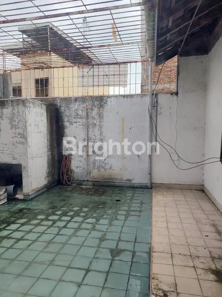 image DISEWA RUMAH VILLA 2 1/2 TINGKAT DI JL.TAPANULI (6)