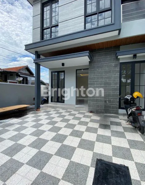 image BARU GRESS!!! HUNIAN 2 LANTAI HOOK MINIMALIS SELANGKAH KE MERR KLAMPIS WISMA MUKTI MANYAR KERTOADI (3)