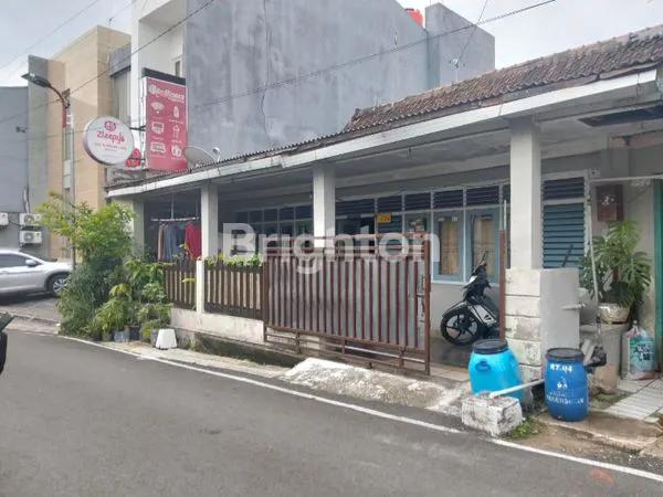 image DIJUAL RUMAH SIAP PAKAI DI TENGAH KOTA SEMARANG (1)