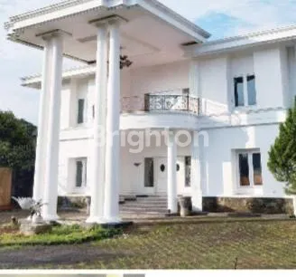 image RUMAH KOKOH 2 LANTAI, LUAS, ADA KOLAM RENANG DENGAN HARGA DIBAWAH NJOP DI KOTA DEPOK (1)