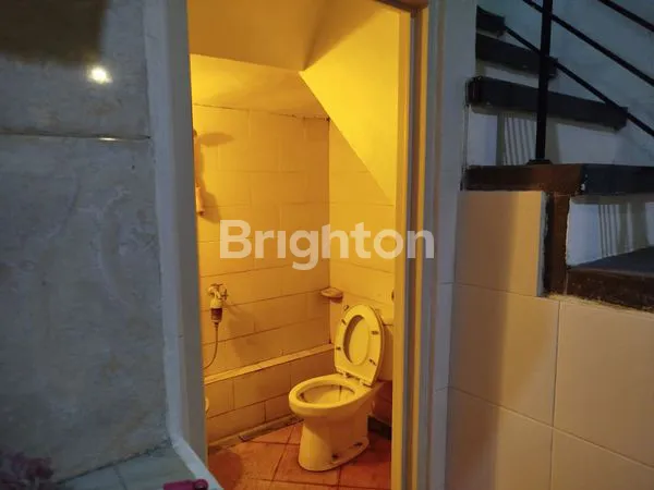 image RUMAH MEWAH 2 LANTAI FULLY FURNISHED DI TUKAD BATANGHARI, RENON (7)