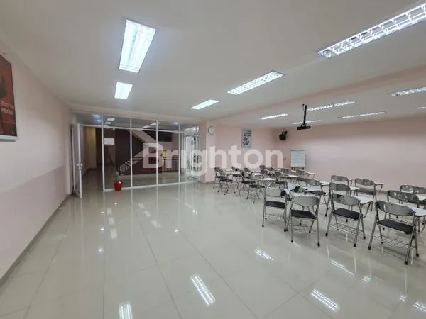 image DI JUAL RUKO GANDENG 3 LT FULL RENOV SIAP PAKAI DI GADING SERPONG  (6)