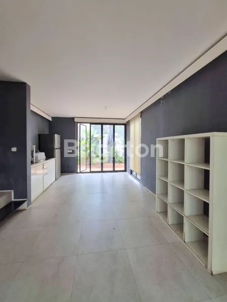 image RUMAH MODERN DENGAN KENYAMANAN FASILITAS EXCLUSIVE (GYM, POOL, MINI SOCCER) - KOMPLEKS YVE HABITAT 1 LIMO - DEPOK (1)