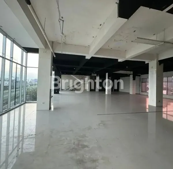 image GEDUNG SPACE LANTAI 2 DAN  1 ROOFTOP JAKARTQ SELATAN (5)