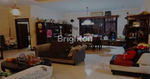 image RUMAH RAPI TERAWAT DI MANYAR (7)