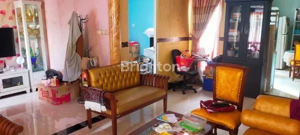 RUMAH SIAP HUNI 2 LANTAI DI PERUMAHAN BINTANG METROPOL BEKASI\\N