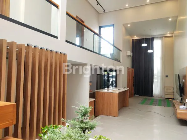 image JUAL: RUMAH MEWAH 2 LANTAI FULL FURNISH DI KOTA JOMBANG (4)