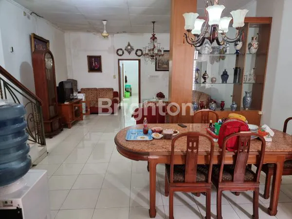 image RUMAH HOOK PLUS TOKO 2 PINTU SAWAH BARAT DUREN SAWIT JAKARTA TIMUR STRATEGIS BEBAS BANJIR (5)