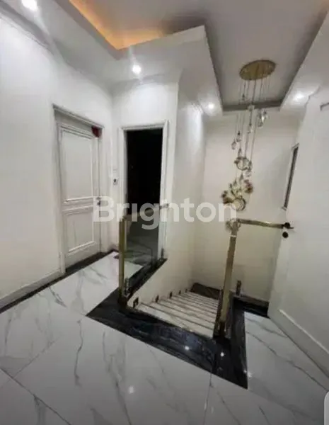 image RUMAH 3KT 4KM SEMI FURNISHED MEWAH (6)