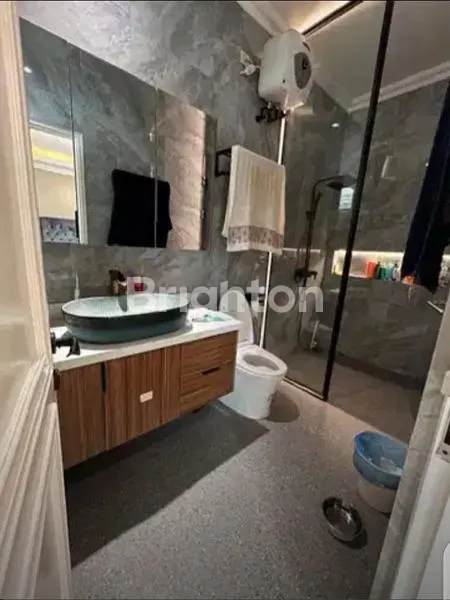 image RUMAH 3KT 4KM SEMI FURNISHED MEWAH (7)