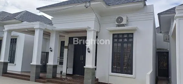 image DIJUAL RUMAH CANTIK SIAP HUNI - SISTIM TAKE OVER KPR (1)