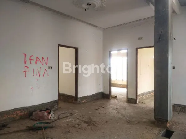 image RUMAH 3 LANTAI LT 336M² DI PEKANBARU (5)