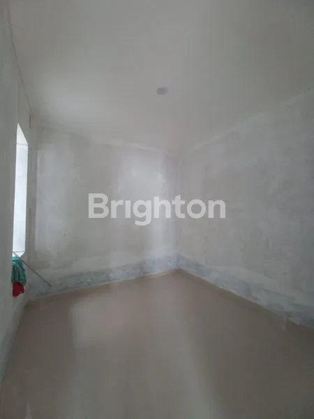 image DIJUAL RUMAH NUSALOKA YAPEN TANGERANG SELATAN (4)