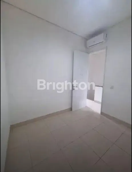 image RUMAH SIAP HUNI VANYA PARK BSD CITY TANGERANG SELATAN (4)