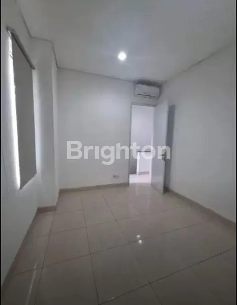 image RUMAH SIAP HUNI VANYA PARK BSD CITY TANGERANG SELATAN (6)