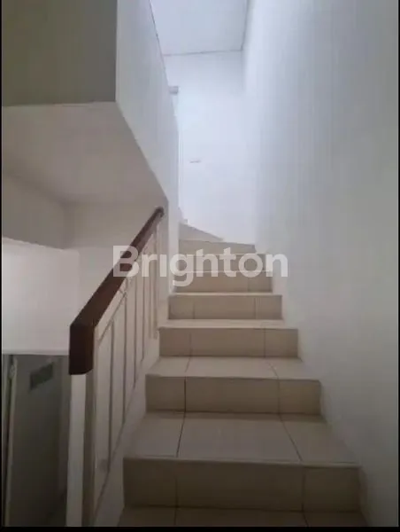 image RUMAH SIAP HUNI VANYA PARK BSD CITY TANGERANG SELATAN (8)