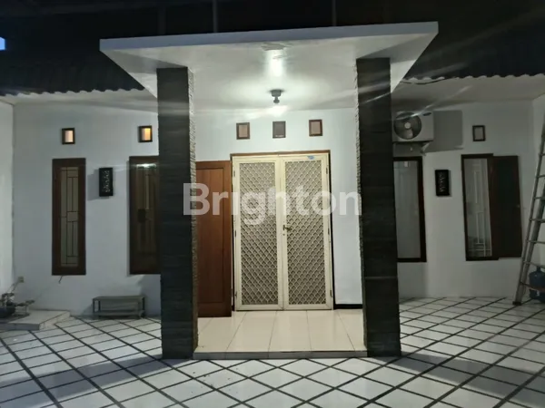 image RUMAH DI DUKUH KUPANG (1)