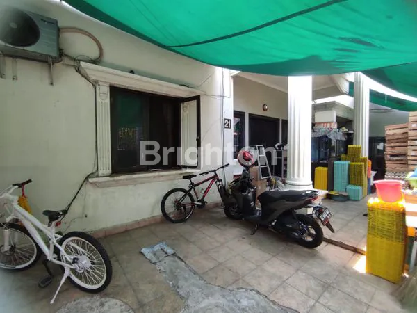 image HUNIAN MEWAH 5+1 KT DEKAT GALAXY MALL (2)