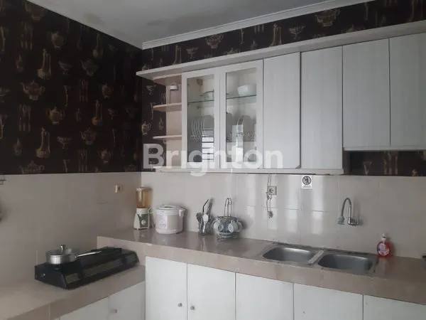 image RUMAH DISEWAKAN DI BOULEVARD KOTA WISATA DEKAT KE MASJID DARUSSALAM DAN MALL LIVING WOLRD (6)