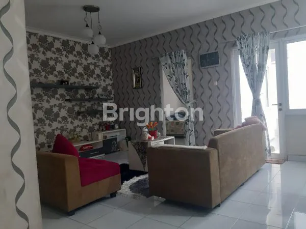 image RUMAH DISEWAKAN DI BOULEVARD KOTA WISATA DEKAT KE MASJID DARUSSALAM DAN MALL LIVING WOLRD (2)