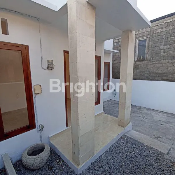 image DIJUAL RUMAH IDAMAN MINIMALIS BANGUNAN BARU SIAP HUNI DIKOMPLEK PERUMAHAN KEBO IWA UTARA (8)