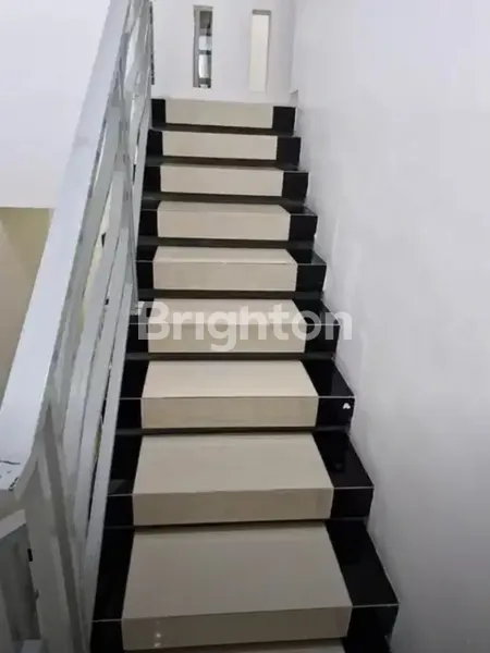 image DI JUAL CEPAT RUMAH SIAP HUNI  GOLF LIKE (8)