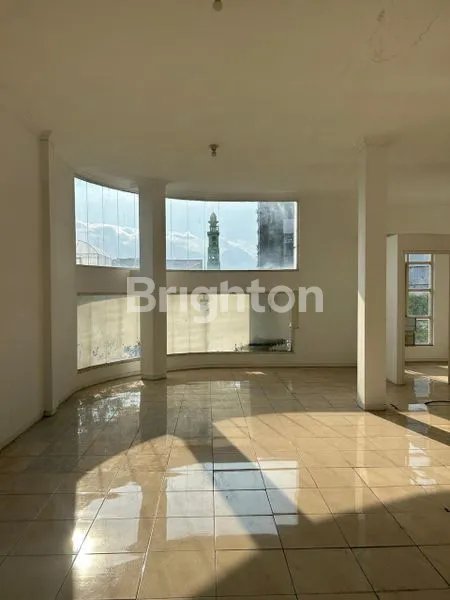 image RUKO HOOK 3 LANTAI DI JANTUNG KOTA MALANG (4)