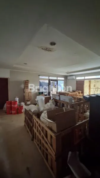 image RUMAH SANGAT STRATEGIS UNTUK TEMPAT TINGGAL DAN TEMPAT BISNIS LOKASI PEJATEN JAKARTA SELATAN (3)
