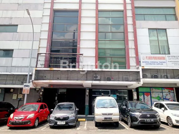 RUKO 3 LANTAI TANGCITY CIKOKOL TANGERANG