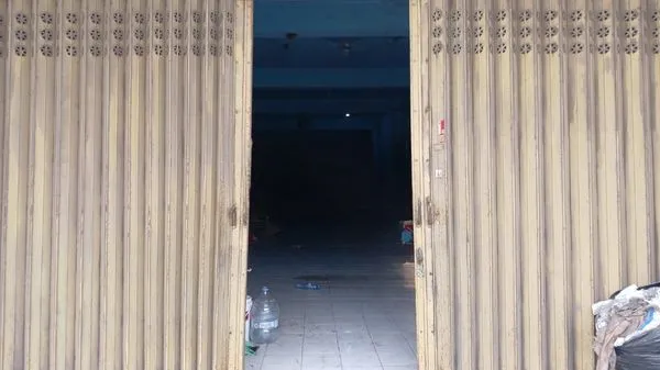 image RUKO SIAP PAKAI DI LOKASI PREMIUM MANYAR, DEKAT TOL JP, LUAS 132M²! (4)