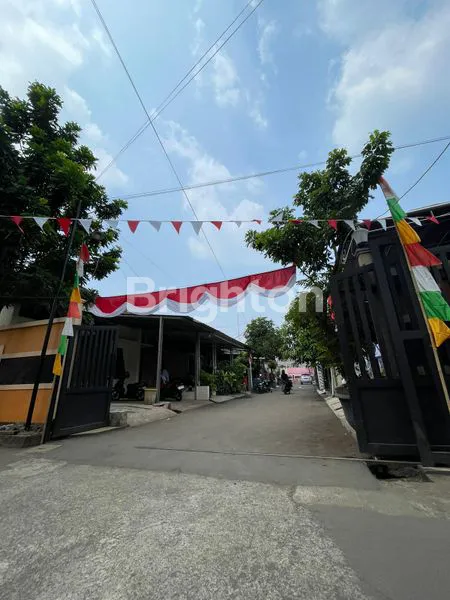 image RUMAH MEWAH LT 102 DI CASA PERDANA 3 DEPOK (1)