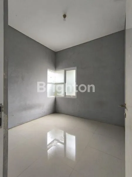image *RP 650JT MASIH NEGO, KEPATIHAN, LEBAR 7, KAMAR 3, SIAP HUNI*\N\NJUAL RUMAH SWP RESIDENCE, KEPATIHAN, KAB. GRESIK (5)