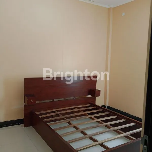 image RUMAH MEWAH 2 LANTAI DI DEPOK DEKAT MARGONDA (8)