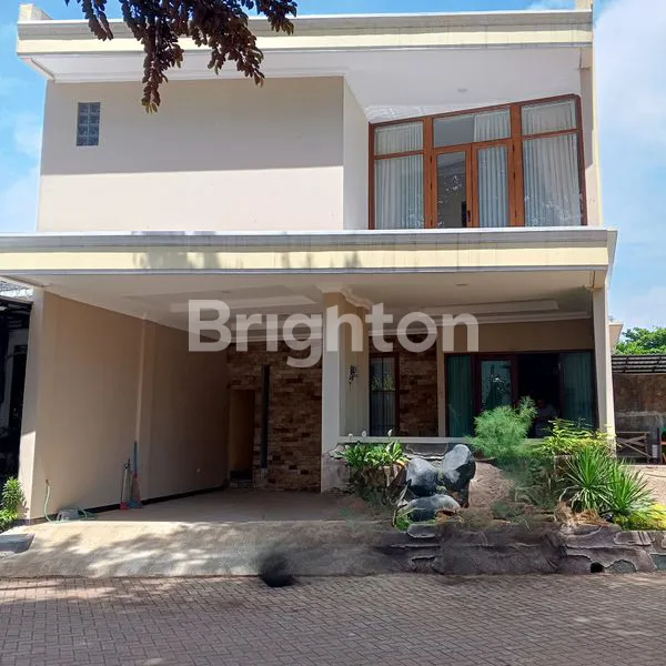 RUMAH MEWAH 2 LANTAI DI DEPOK DEKAT MARGONDA