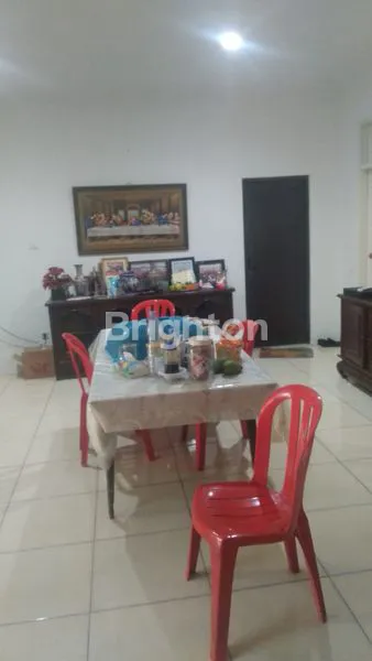 image RUMAH LUAS DI RAWAMANGUN DEKAT SEKOLAH AL- AZHAR (5)