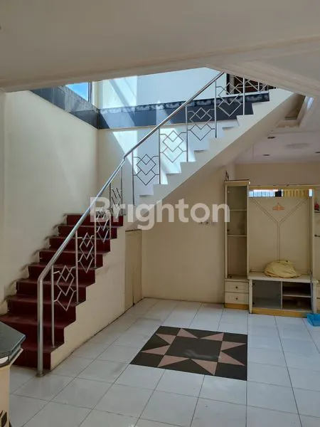 image SIAP HUNI RUMAH PLAMONGAN INDAH (4)