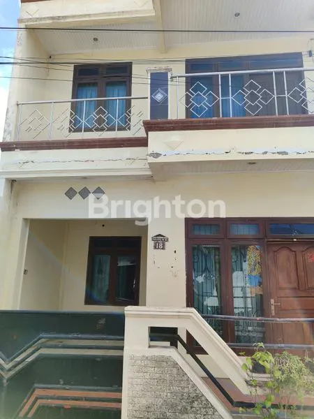 image SIAP HUNI RUMAH PLAMONGAN INDAH (5)