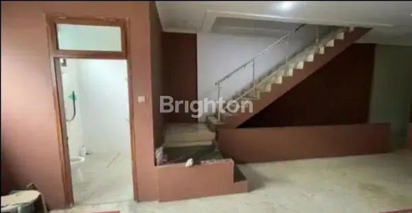 image RUKO 4 LANTAI DI CIDENG, LT 161M² LB 580M² (5)