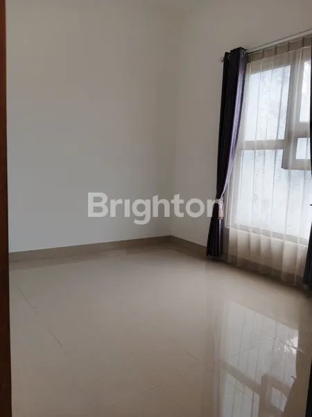 image RUMAH 2 LANTAI SIAP HUNI PERUMAHAN VILLA GUNUNG LESTARI (8)