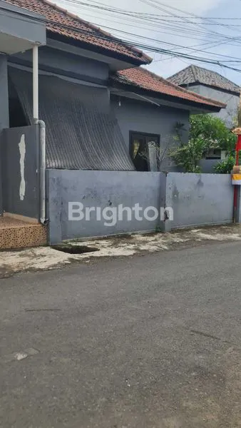 image RUMAH + TOKO DIJUAL – KONDISI BAGUS, PINGGIR JALAN, AKSES DEKAT KE MANA-MANA (5)