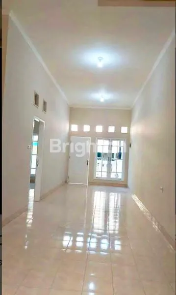 image RUMAH MEWAH 2 LANTAI 96M² STRATEGIS DI SUNTER AGUNG JAKARTA UTARA (2)