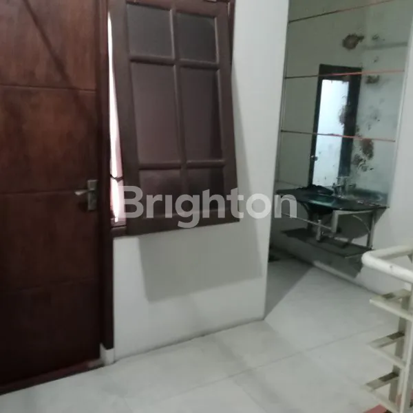 image RUMAH PURI LIDAH KULON LOKASI STRATEGIS  (5)