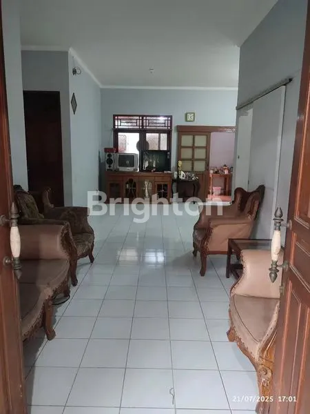 image RUMAH MODERN SIAP HUNI 150M2 DEKAT FASILITAS OLAHRAGA PAMULANG (2)