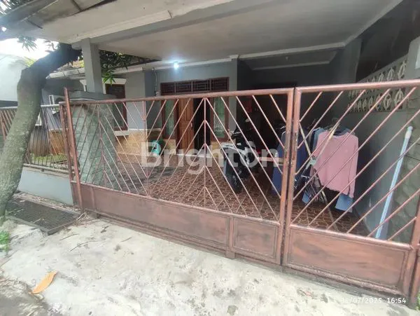 image RUMAH MODERN SIAP HUNI 150M2 DEKAT FASILITAS OLAHRAGA PAMULANG (5)