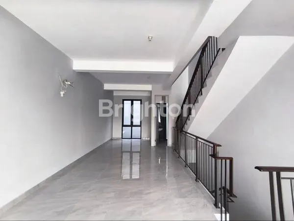 image DEPAN HOKKY PAKUWON CITY. SAN DIEGO,SAN ANTONIO,PARKWAY,BIZ HOME,PATOS PAKUWON TOWN SQUARE,RAYA MULYOSARI,RAYA LAGUNA PAPAYA,RAYA MERR,RAYA KENJERAN,RAYA MANYAR KERTOARJO,RAYA DHARMAHUSADA INDAH,KLAMPIS JAYA,RAYA KERTAJAYA INDAH,ARAYA GALAXY BUMI PERMAI (6)