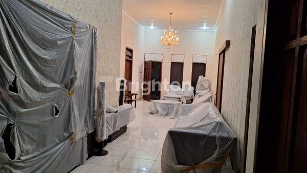 RUMAH RUNGKUT ASRI TENGAH FULL FURNISH